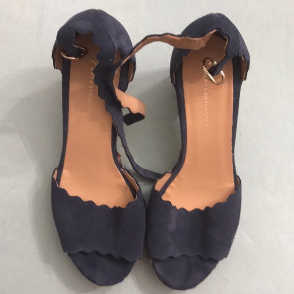 Anthropologie Scalloped Platform Heels 